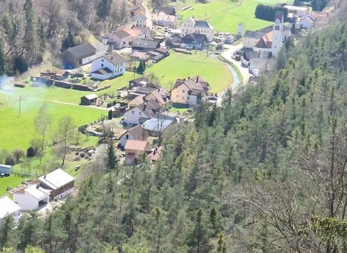 بيت للعطل Am Bach ريدنبورغ