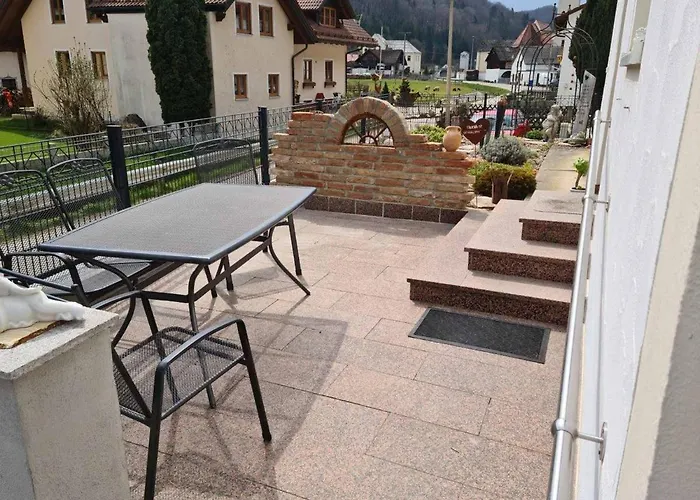 Am Bach بيت للعطل